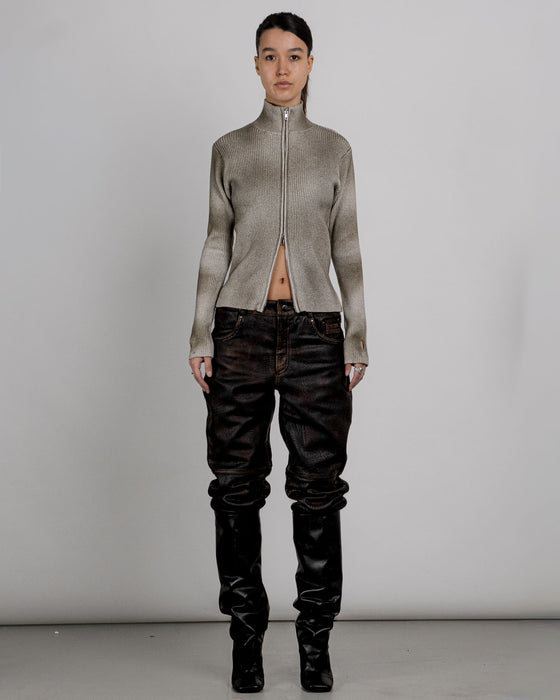 A Slim Knit Cardigan