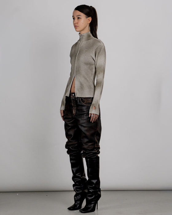 A Slim Knit Cardigan