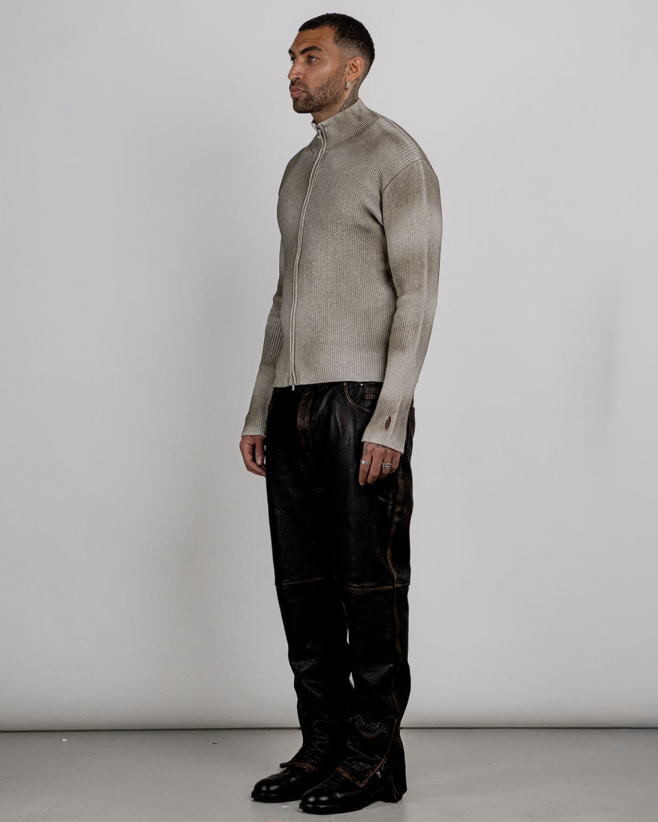 A Slim Knit Cardigan